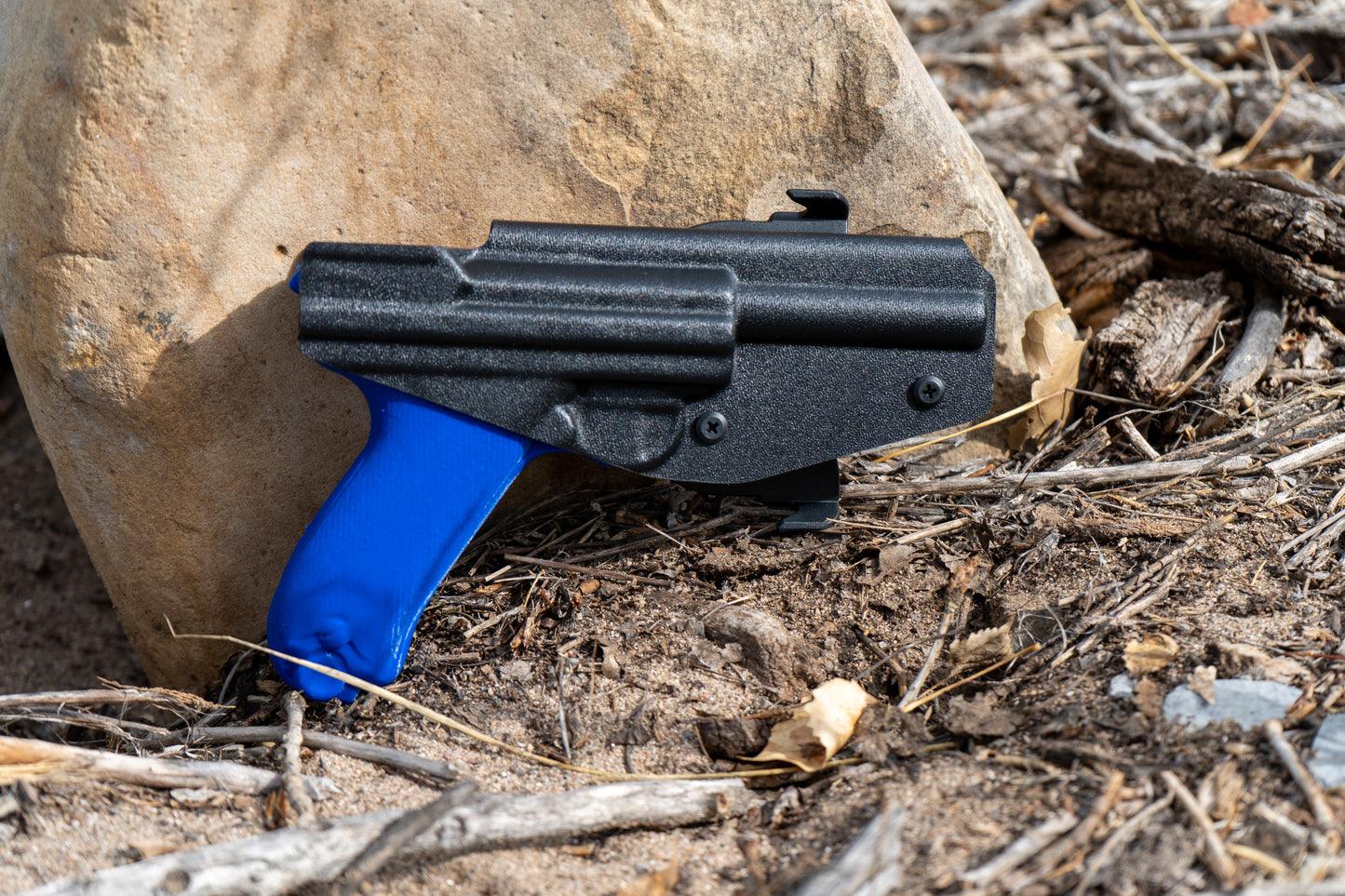 Custom OWB Holsters For Luger P08 Pistols
